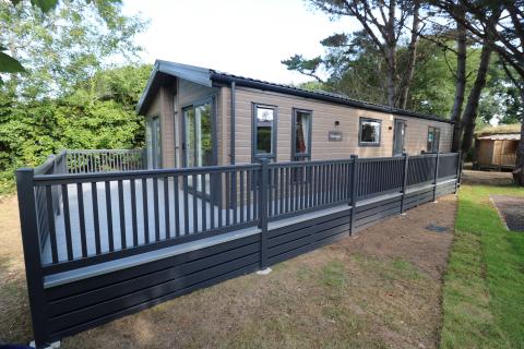 Harrogate lodge decked area exterior