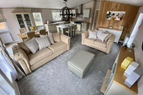 open plan loung in the 2021 Atlas Debonair Lodge