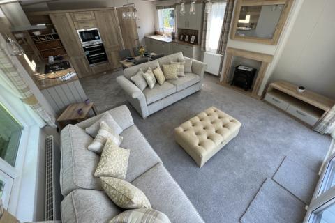 lounge to dining area in the lodge