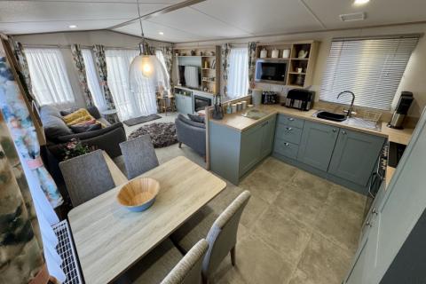 ABI Roecliffe kitchen and lounge