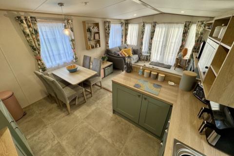 ABI Roecliffe lounge and kitchen