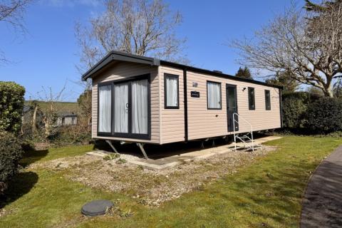 2025 Swift Bordeaux 33x12 Exterior