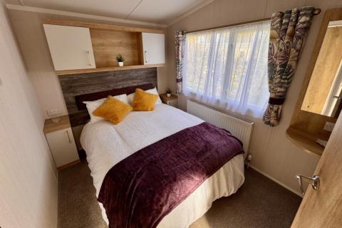 2025 Swift Bordeaux 33x12 Master