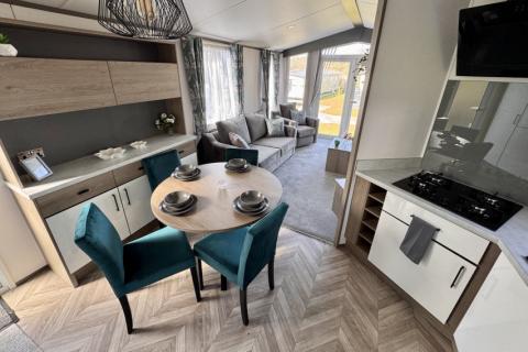 2023 Atlas Status Dining