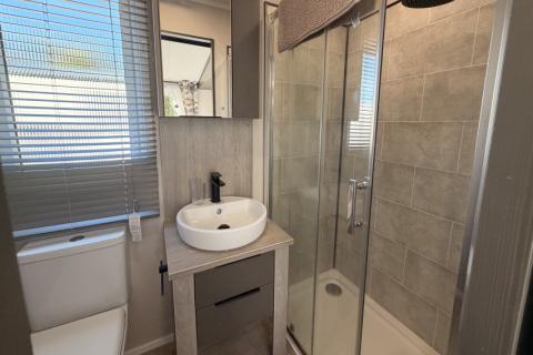 Lakewood Victory En suite